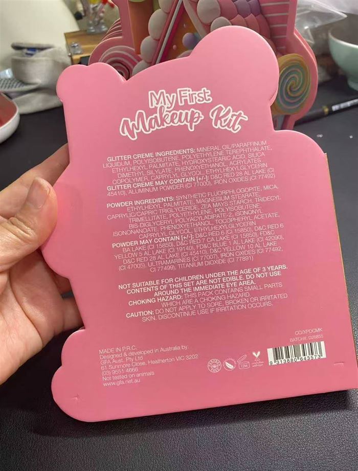 眼影盘 6800套左右 ​箱 数：140箱 ​装箱数：48个