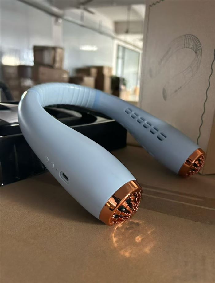 专利私模，挂脖涡轮风扇到仓6000套原箱原件，特价处理，合适的私聊