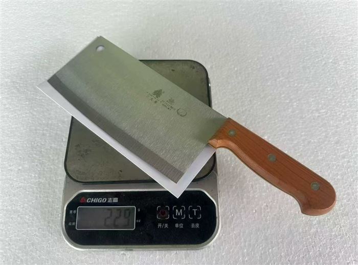 胶柄切片刀3000把，一件150把，5元一把