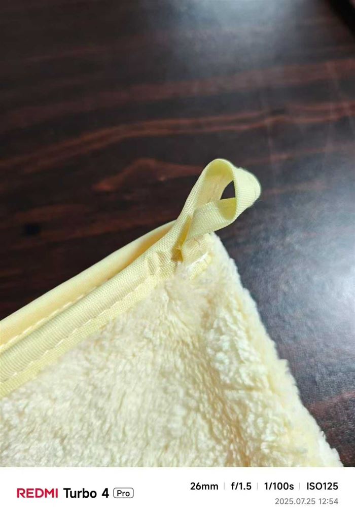 姚记优品超吸水珊瑚绒毛巾26000条，超低价处理…… ⚠️⚠️：一等品 数量：26000条 颜色：蓝色/黄色 ​规格：70×33cm 克重：85g 500条/件（一件一色） ​