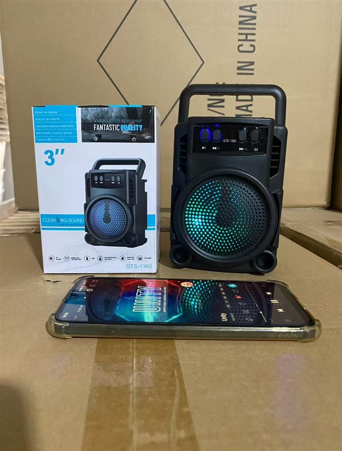 手提式蓝牙音响，外贸爆款，现货秒发