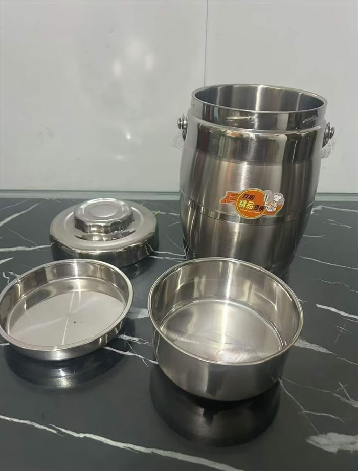 2.3L加厚鼓形提锅，入库35件特价出，每件24个，水牛那么大
