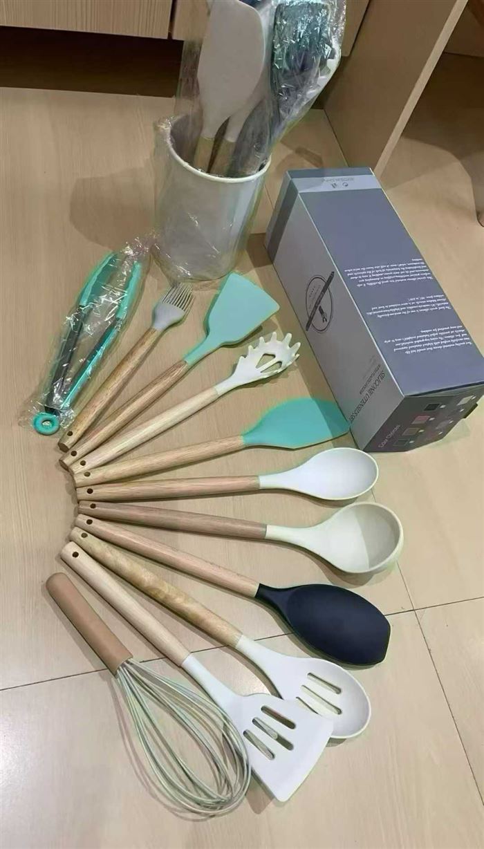 家用厨房用品12件套还有2000多套