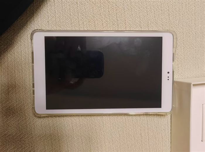 TCL通话平板 ，8寸国际版，全新全套原封，2+16内存，1000台！有意私聊