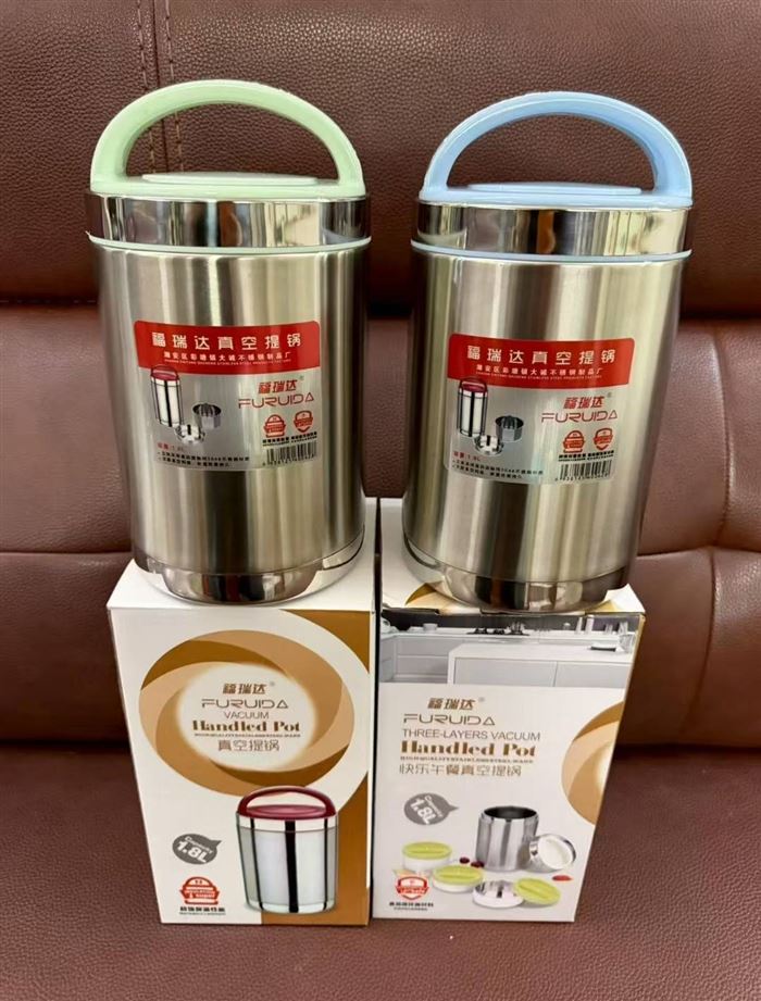 1.8升 深浅格 提壶饭盒3336个，高端货 原件处理 板板正正 特厚 特重 亏钱处理