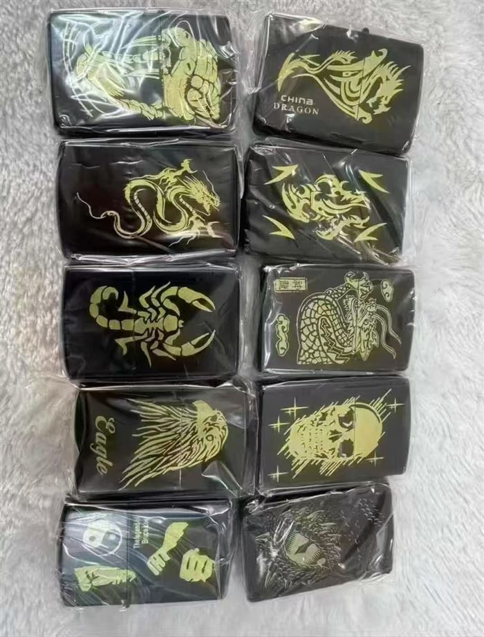 煤油打火机27500个，原件原箱。2.x一个