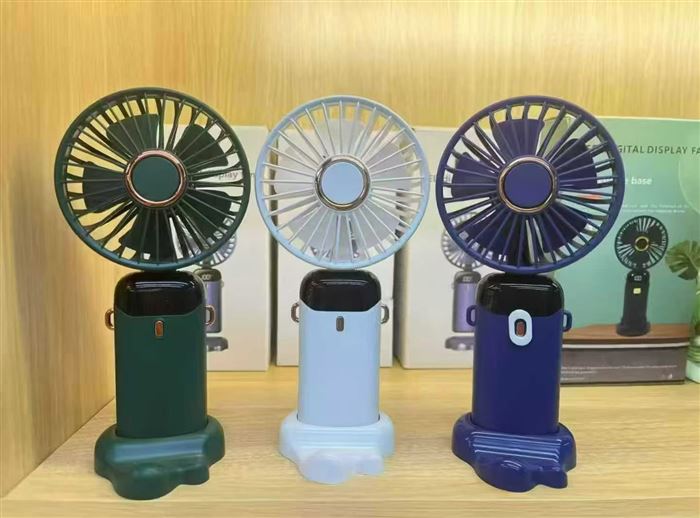 n15手持风扇 15000个 3.x元 ​500mah 原箱原件 板板正正