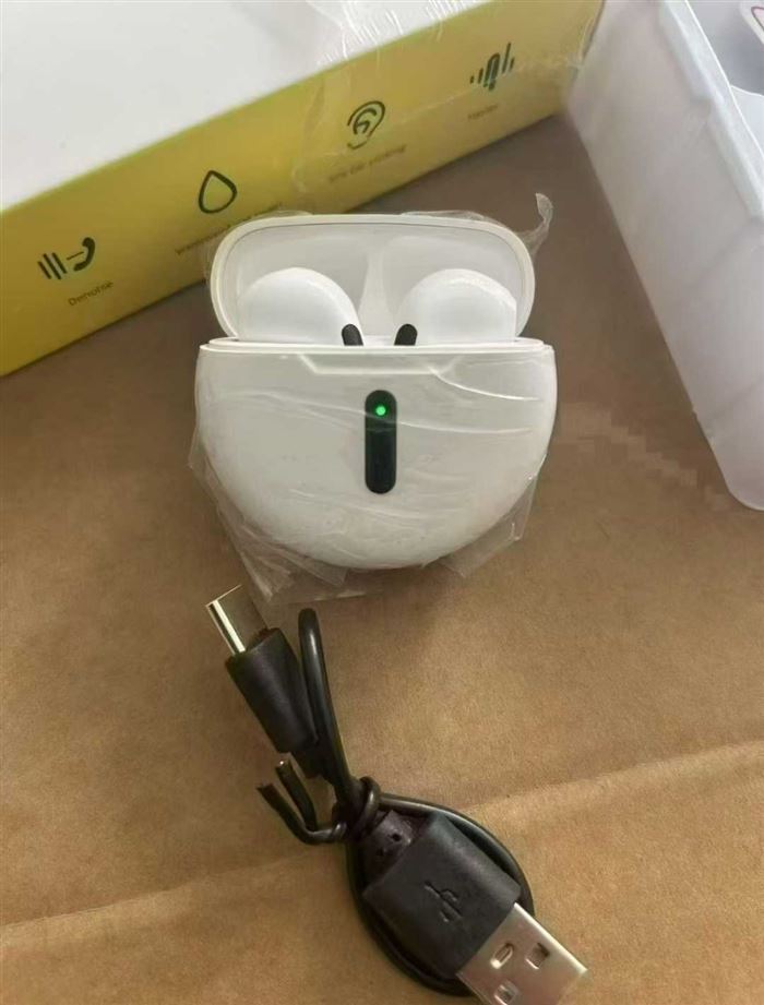 出口高品质蓝牙耳机 2100 个，全新塑封包装，价格便宜