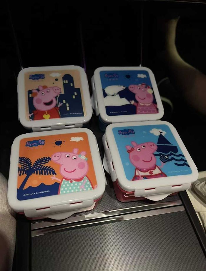 20000个卡通便当盒带密封 品质嘎嘎好，食品级 可冷藏可微波炉 毛毛钱处理 全部原件
