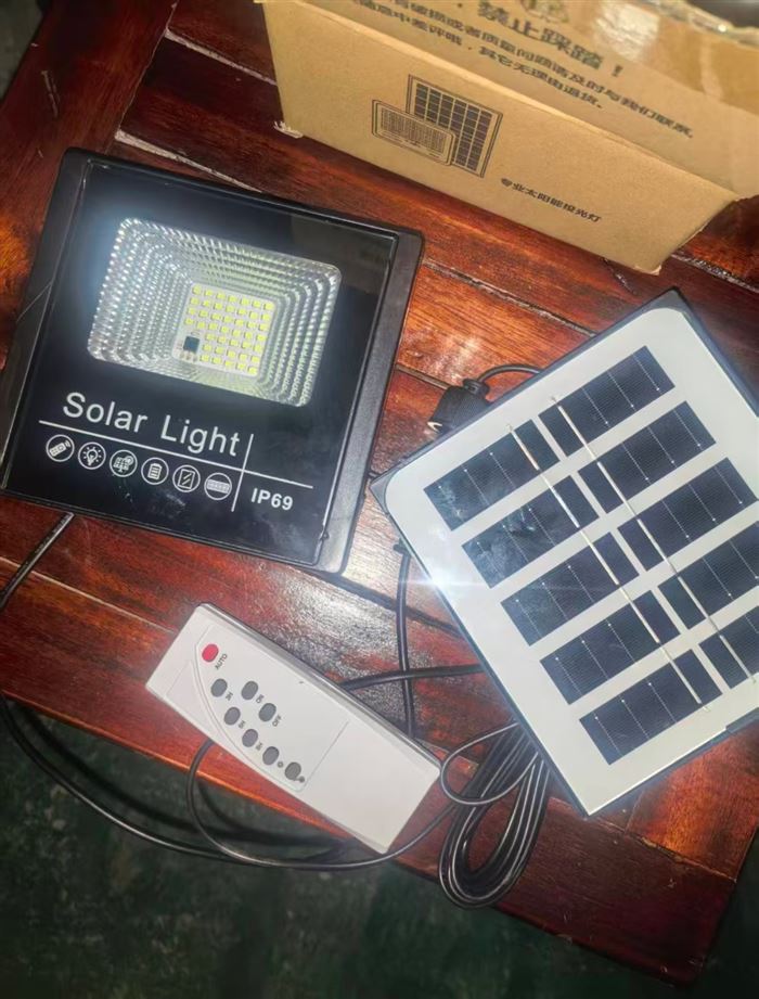 太阳能灯 3000套 特价出售 几块钱