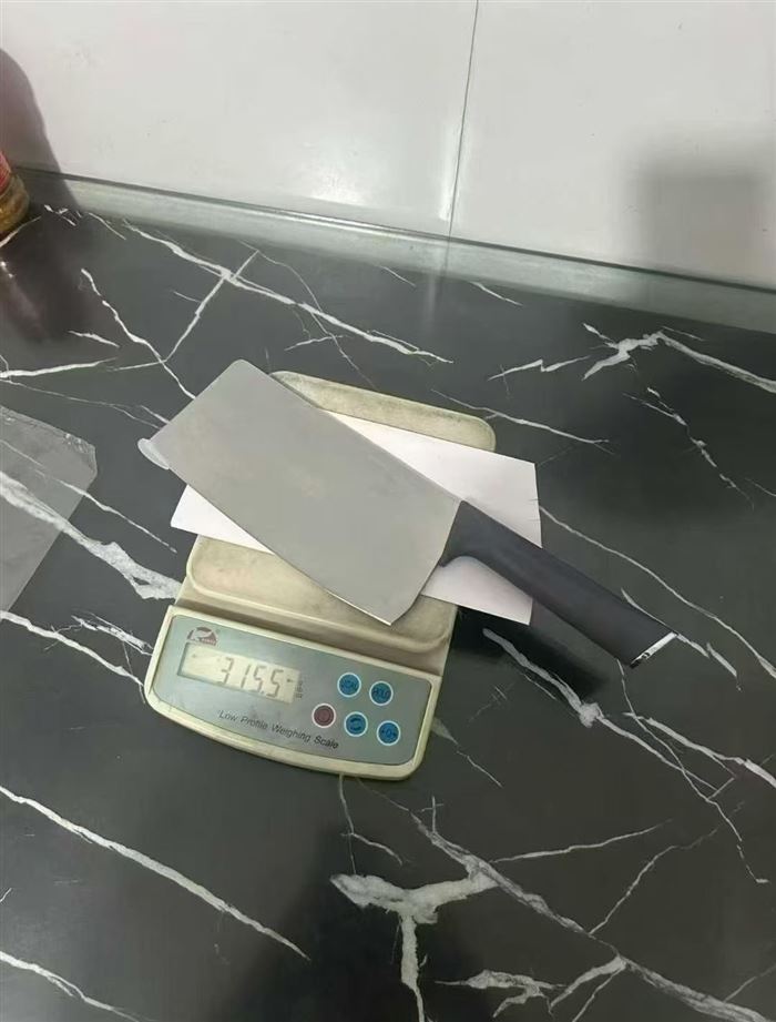 苏泊尔品牌尾货菜刀，最后处理1500张左右。个位数出，