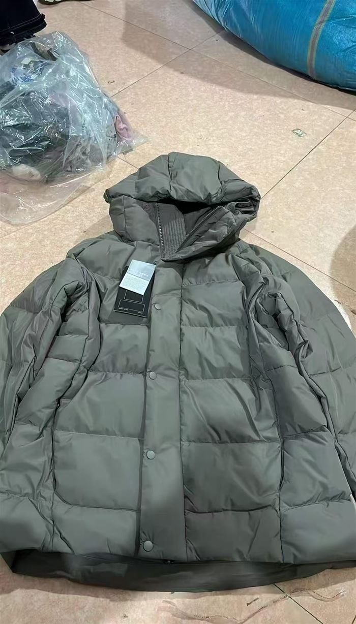 300多件露露lulu羽绒服男款