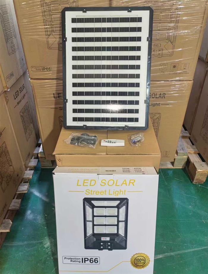 太阳能系列灯具正常接单出货，对口的来吧