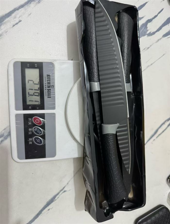 厨房6件套彩盒独立包装处理20000套。只要几块钱一套。