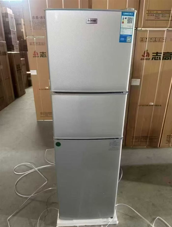 志高206升三开门冰箱2500台，处理590一台。