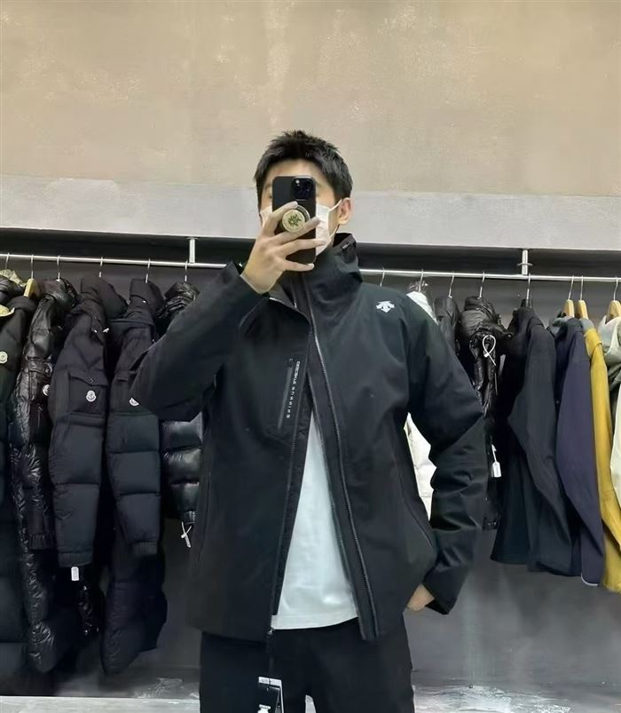 迪桑特羽绒服三合一，100件起配