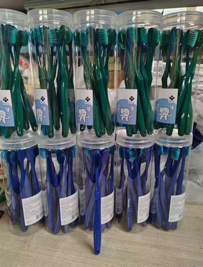 高档软毛牙刷到货15万支，品质保证，便宜处理