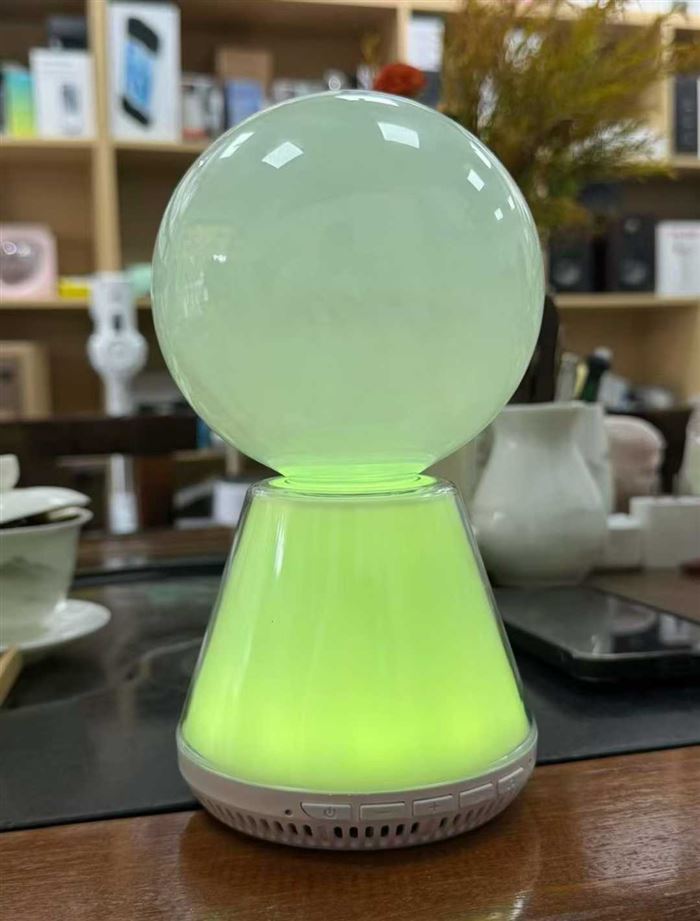 水晶球七彩蓝牙音箱2000台