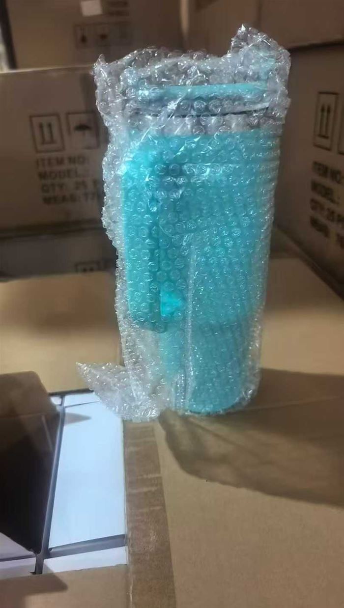 汽车冰霸保温杯，几千个特价几块钱处理
