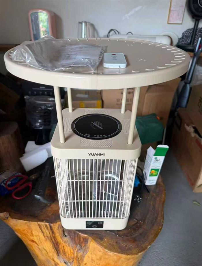 煤炉电热取暖器，语音遥控远红外线渗透+碳素石墨烯复合加热