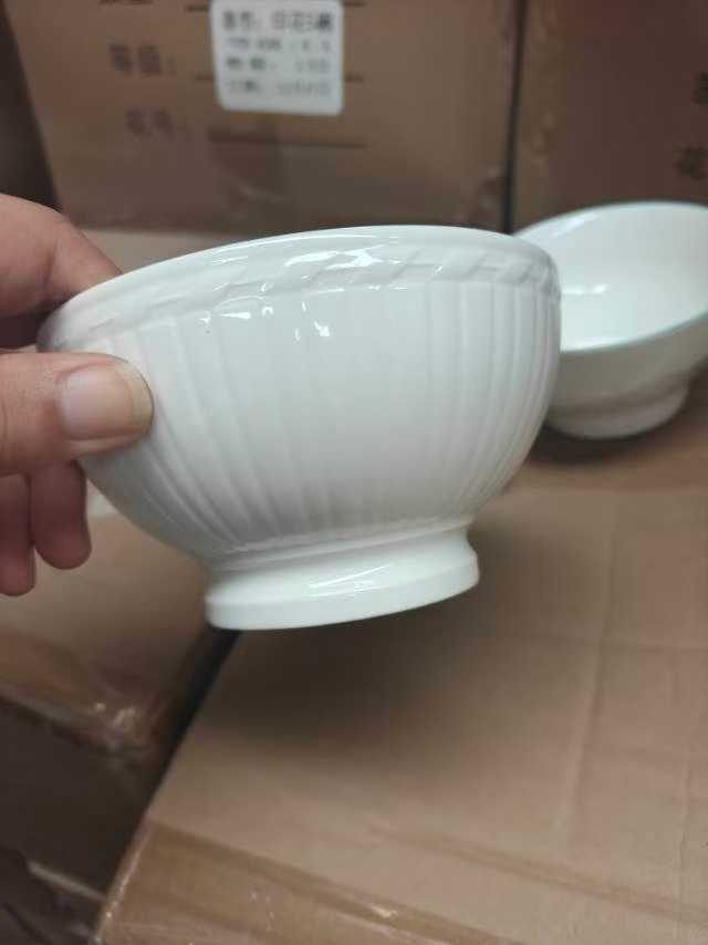 白瓷浮雕碗 混色陶瓷碗 4.5 5 6 8寸都有！ 可以选款不挑色！3000箱！对口的来！