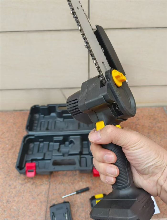 链条锯，马刀锯，100把左右 ​价格55元