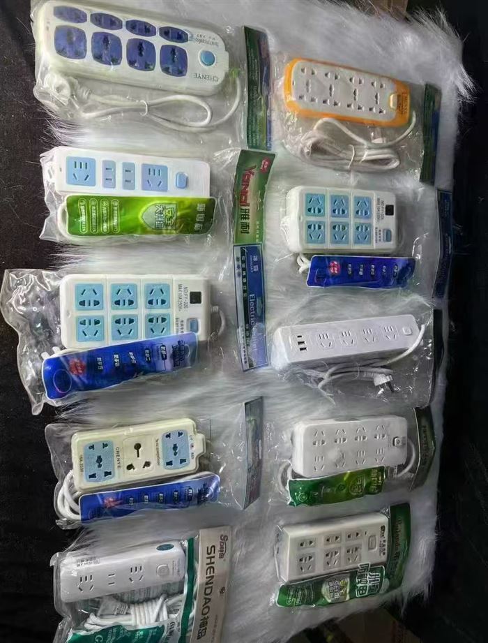 排插6000个，几块钱一个。[破涕为笑][破涕为笑][破涕为笑][破涕为笑][破涕为笑]要抓紧，下手要快，准[呲牙][呲牙]