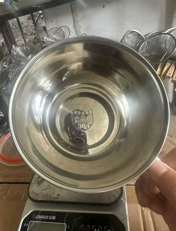 15公分无磁泡面碗特价处理，一件120个