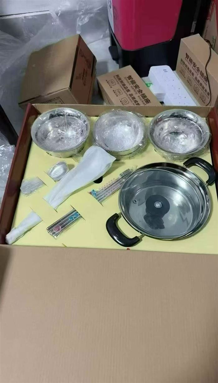 12件套套装， 480套左右， 全清18.8元/套。