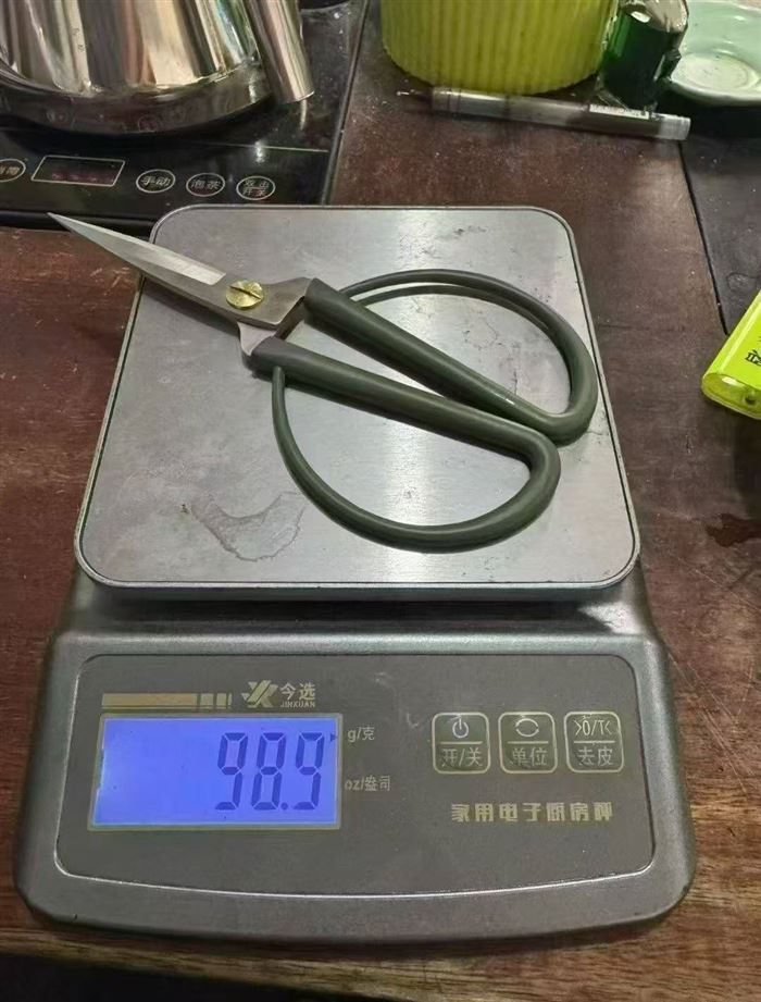 合金钢剪处理 3000把左右。 特价出，4.3元一把