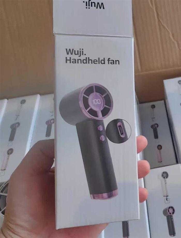 手持小风扇到货3000个 独立包装 带显示屏，三个颜色，2000毫安电池 低价清