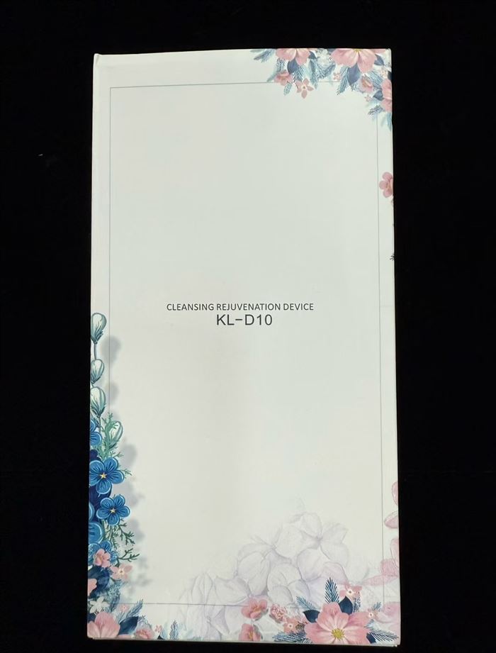 高端美容仪到货800个 ，集清洁、导入、提拉等功效于一体的主流家用护理设备，EMS微电流美容仪或离子导入仪