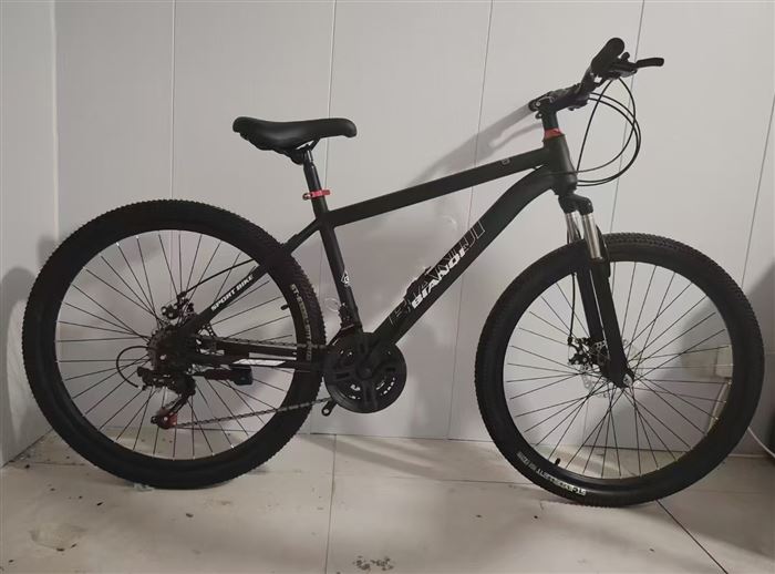 26寸21速山地车大量出货