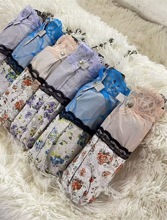 优美刺绣伞，2500把，低价处理