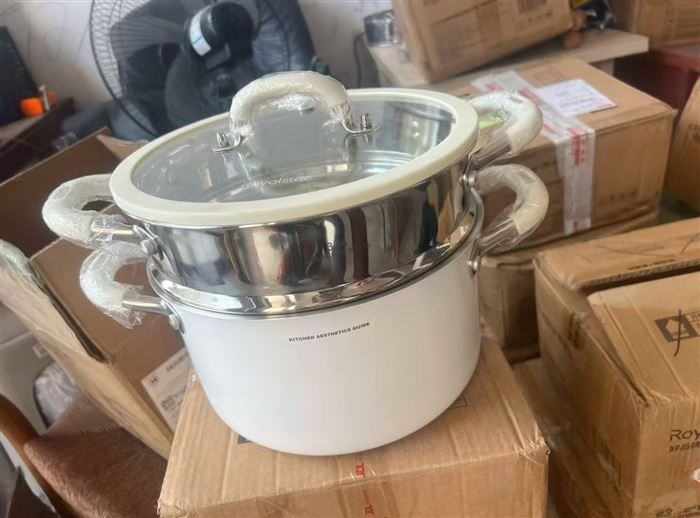 三层钢汤锅，蒸锅， 一吨左右，全清低价出