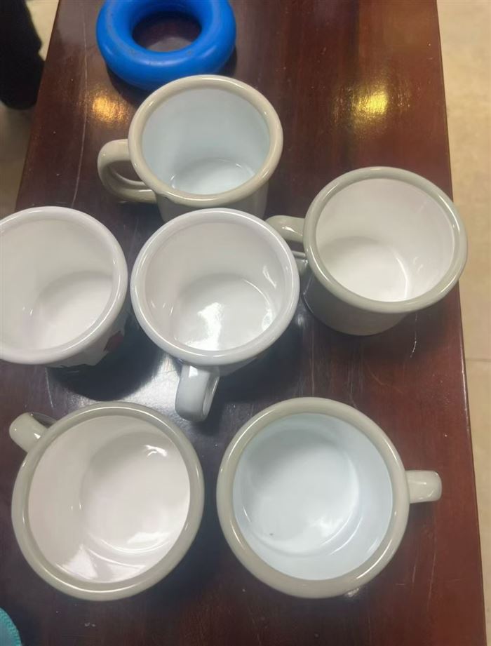 搪瓷口杯8000个， 全清0.85元一个