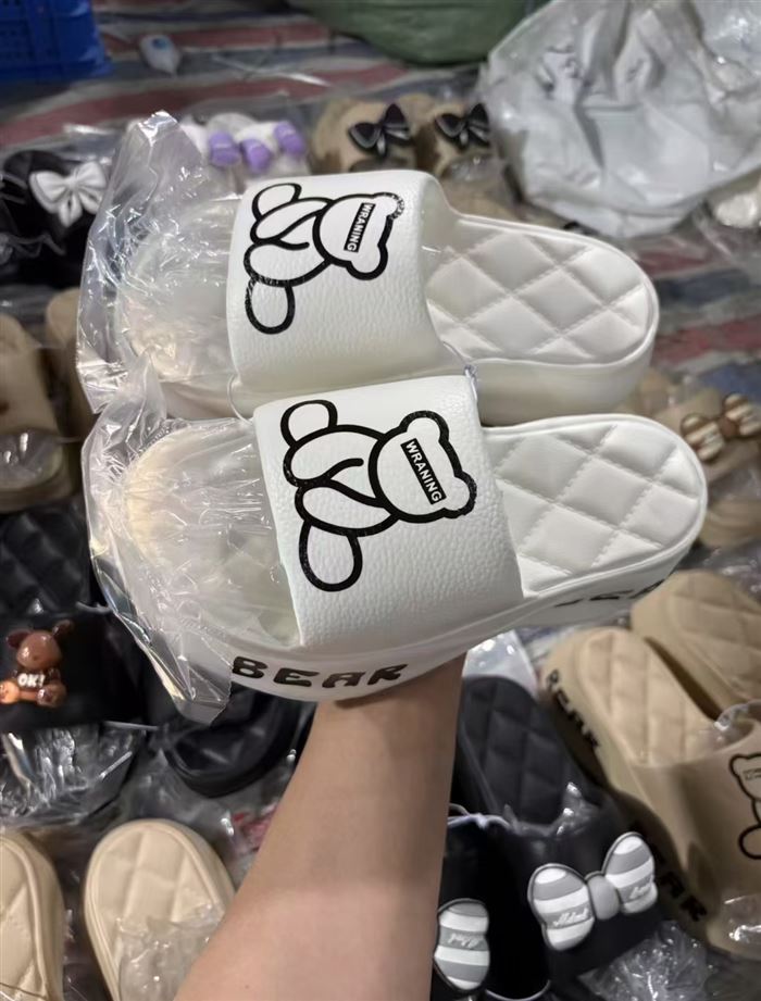 一等品高跟女拖 36-40码一件80双 8元/双 数量不多