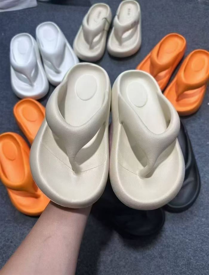3000双 品牌 优调厚底男女人字拖 36-45码一件100双 3.X元/双