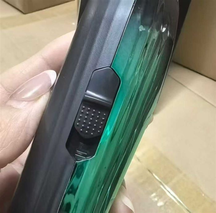 高品质理发器3000 套 ​全新原箱，低价处理