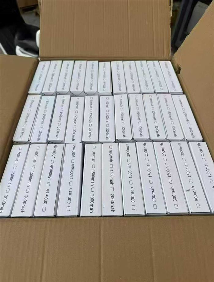 1500套，折叠风扇，内置电池，风力三档，全新整齐，有兴趣私聊