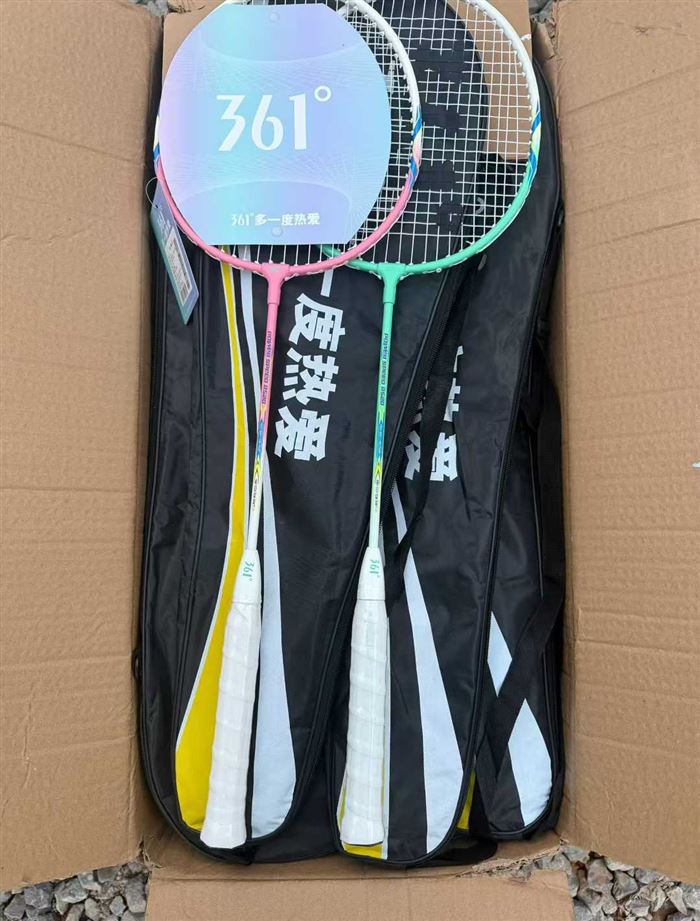 正品361羽毛球拍现货几百件，爆款