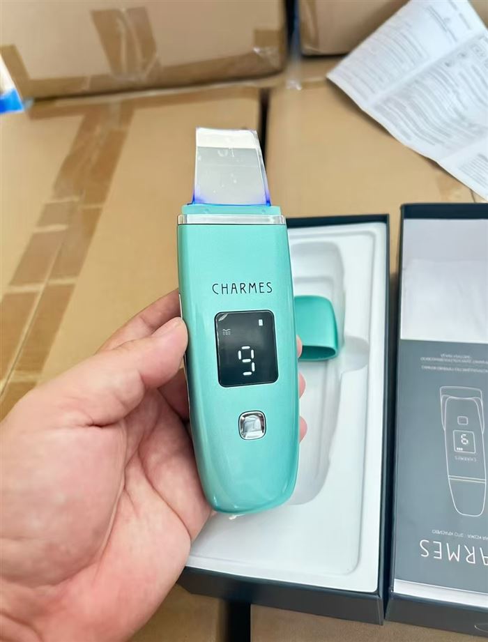 美容仪3000套，箱装50个，500个起发。