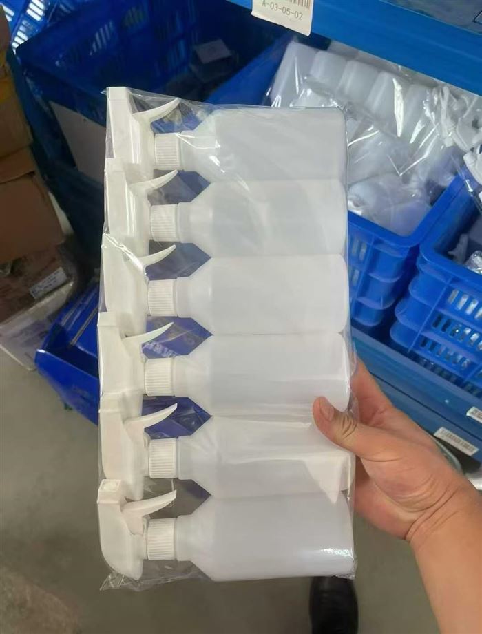喷壶10000多个，质量不错，大货整齐干净，毛毛钱
