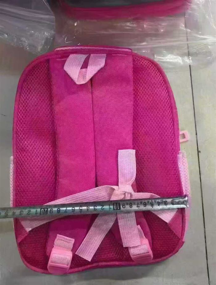 背包2000个，13一个