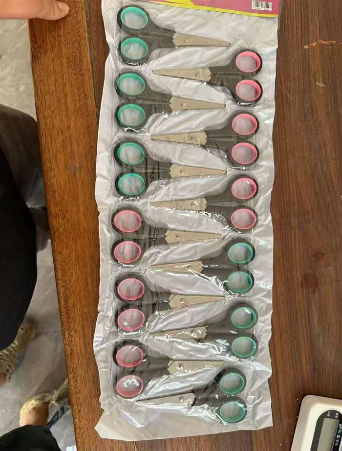 剪刀800公斤库存处理