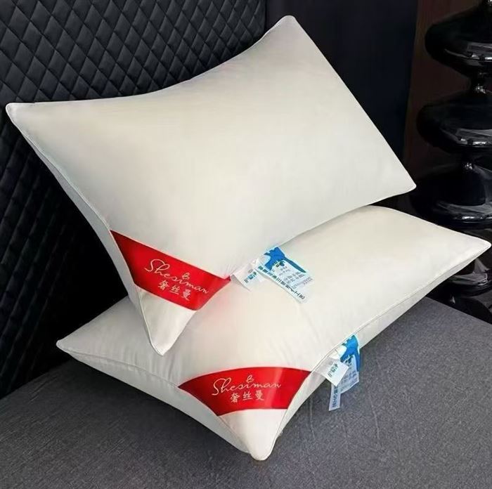 特价枕头芯，48*74还有几千只，几块钱一只，一包200只