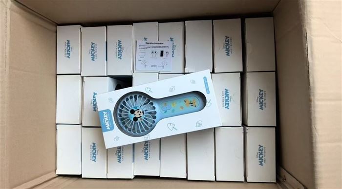一批风扇到货总共1050个左右 ??5180打包走品牌的也有看图