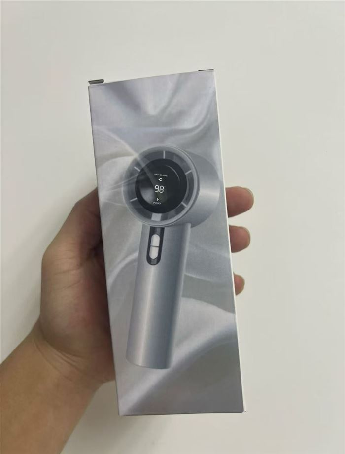 100档强力手持风扇3500套，21700动力电池，做工精细，保证质量，原箱原件