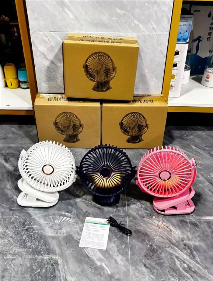 充电款，灯光夹子风扇550台,精品尾货,原件处理🉐¥块块💰