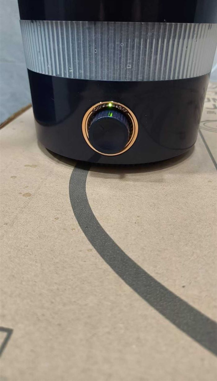 高端4.5L加湿器 220v 380个 ​原箱原件 货超漂亮 雾量大